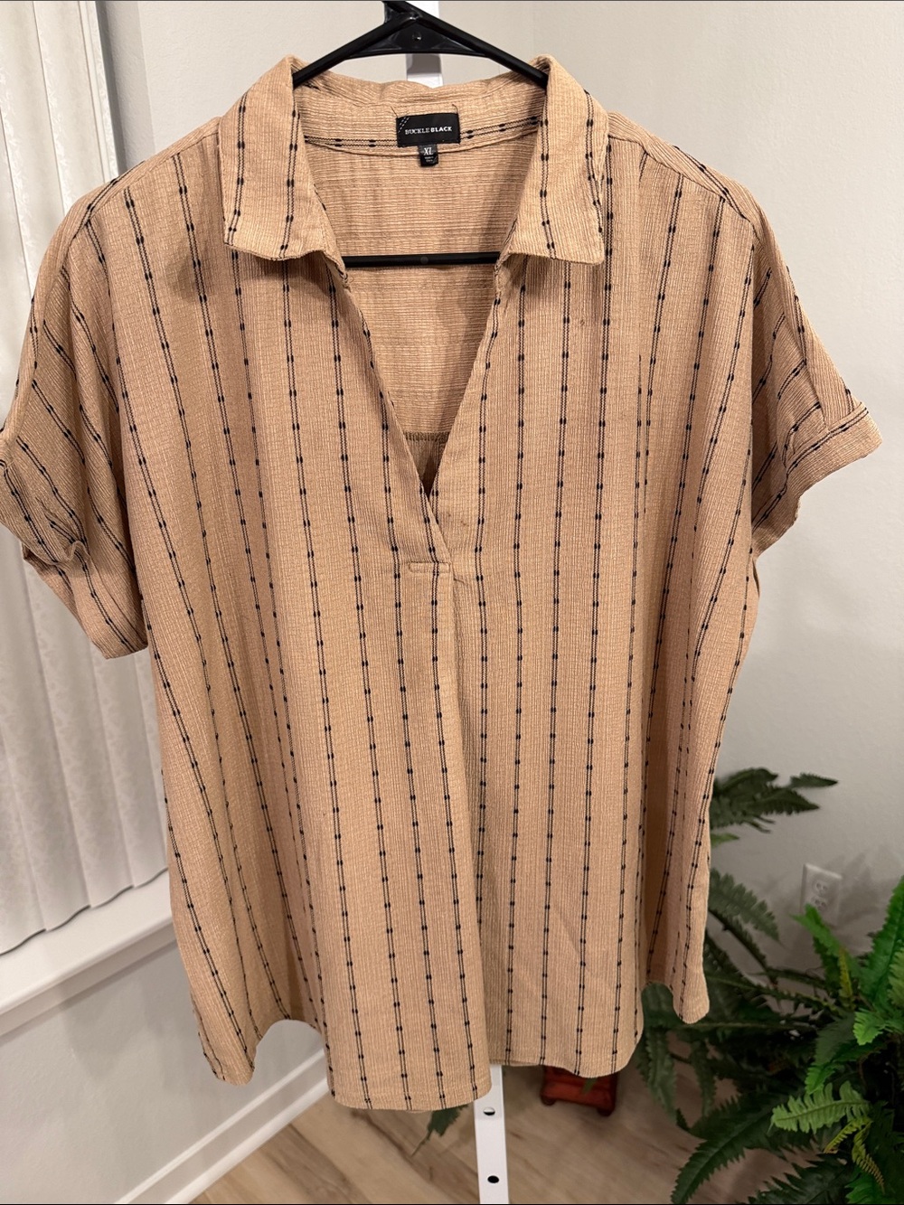 Buckle Tan Short-Sleeve Striped Button-Down Shirt